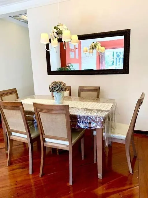 Apartamento Tranquilo Com Linda Vista Para Jardim! Campos do Jordão Brésil