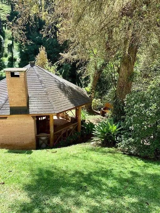 Apartamento Tranquilo Com Linda Vista Para Jardim! Campos do Jordão 0*,